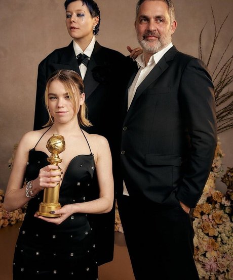 muttermilch-onlyfans porno akt foto