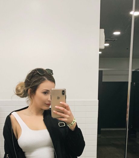 blonde heiße frau onlyfans nackt pornografische archiv