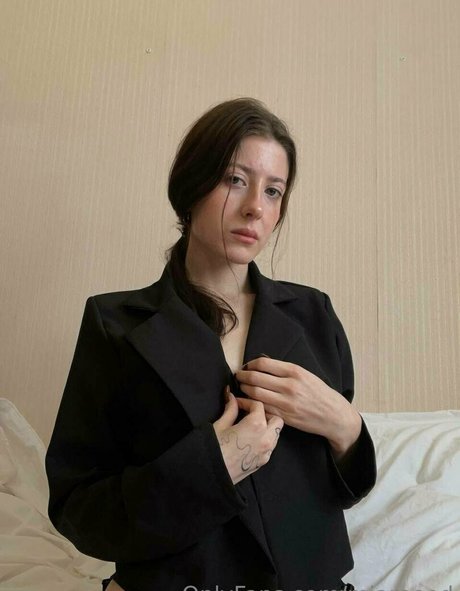 miareeed porno exklusive bilder