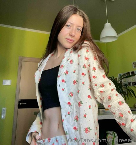 miareeed kostenlose xxx bilder