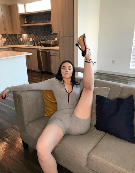 Missrichand hübsche nackten galerien