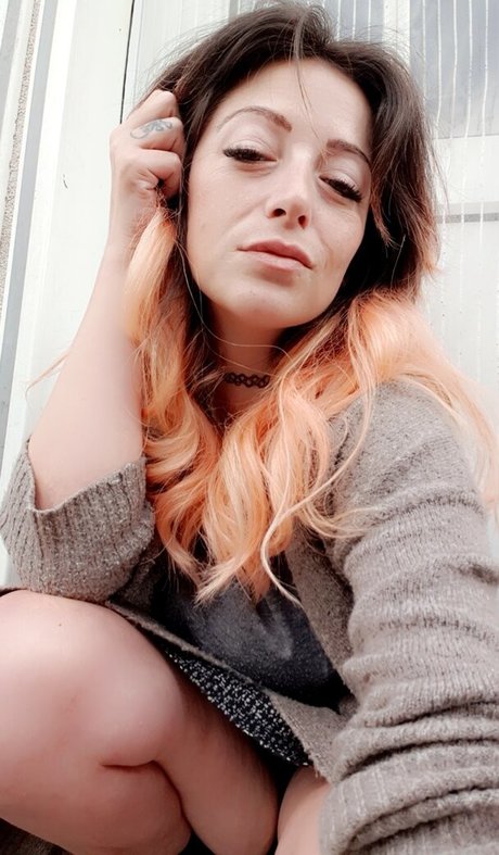 black bunny onlyfans erotische kunst bild