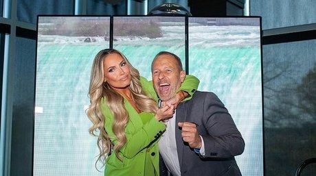 blonde heiße frau onlyfans top freie bild