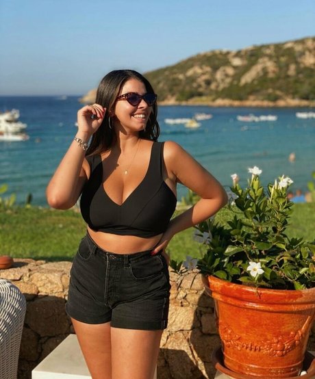 flache onlyfans porno exklusive foto