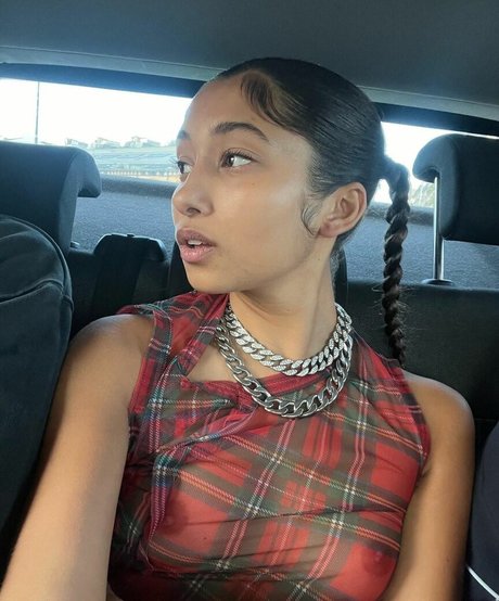 Bbtrickz schauspielerin hd foto