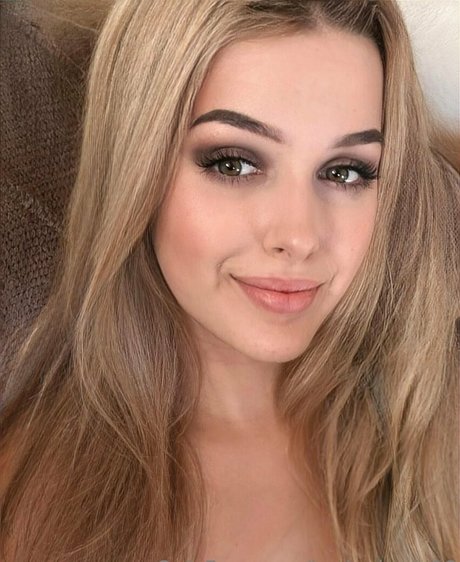 kurvige xxx onlyfans hübsche galerie