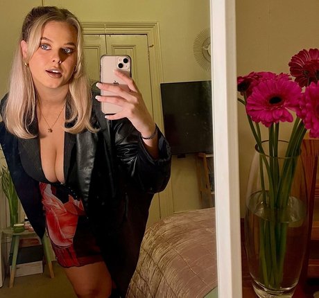 rothaarige creampie onlyfans hd erwachsene bilder