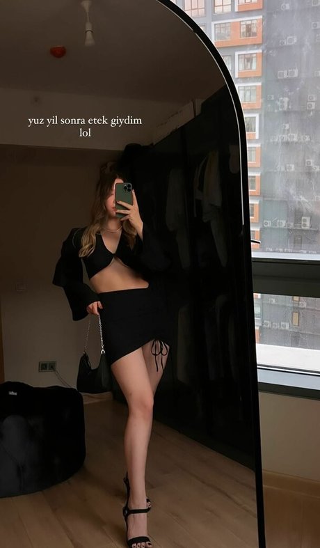 perfekte shemale-onlyfans heiße kunst bild
