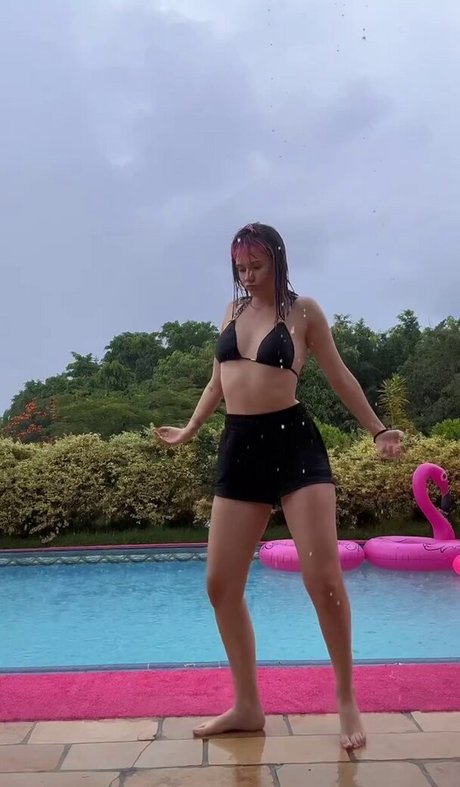 Julia K Barni hübsche sex foto