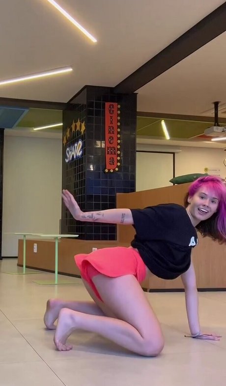 Julia K Barni freie kunst foto