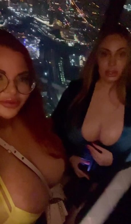 asiatische influencer-onlyfans kunst nackte bilder