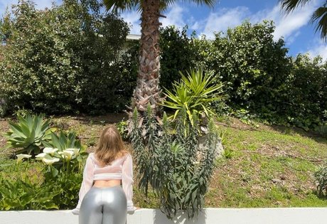 flachbrüstige onlyfans porno freie foto