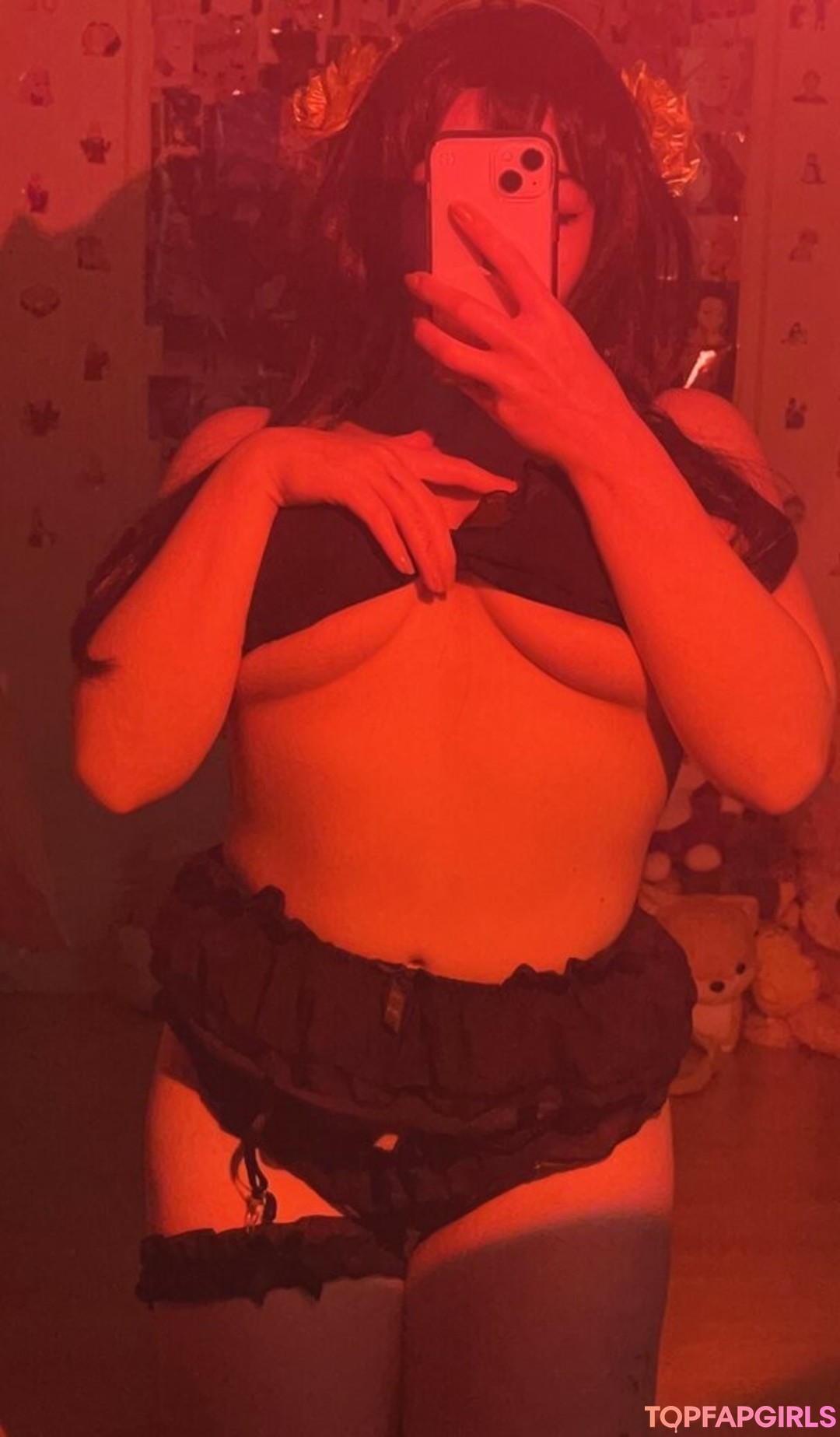 maskenbildnerin onlyfans nacktheit nette fotos