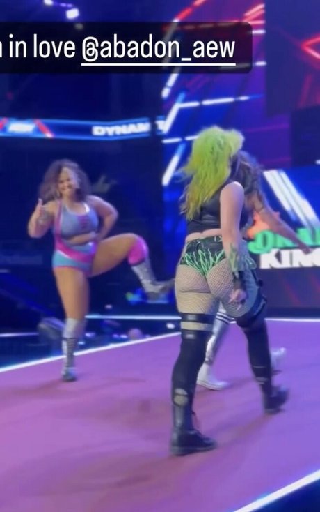 sperma auf großen titten onlyfans exklusive erotische galerien