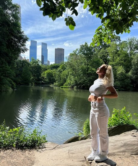 Mimi Lintrup hd erotische bilder