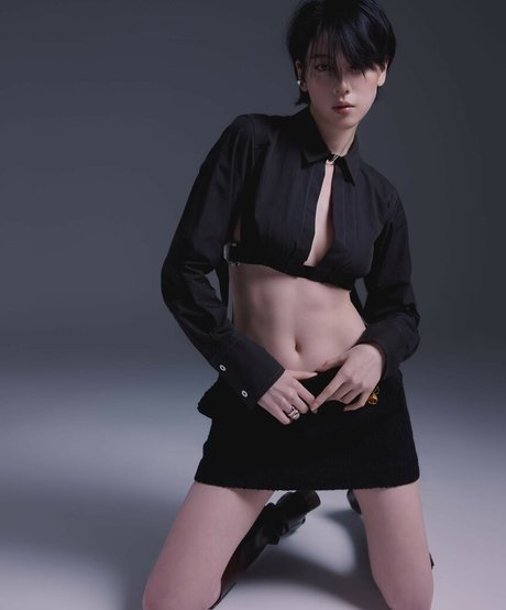 dünne blonde onlyfans kunst heiße foto