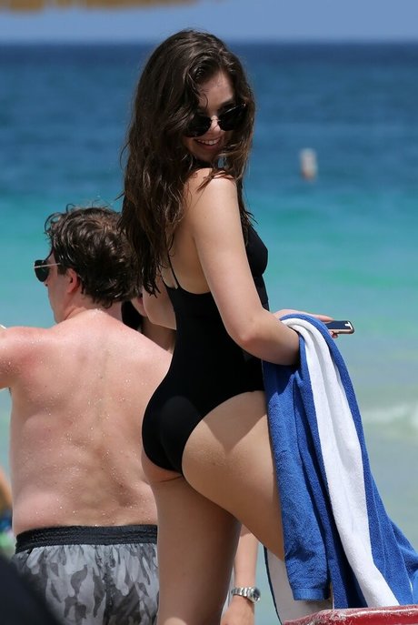 heiße blonde onlyfans kunst sexy fotos