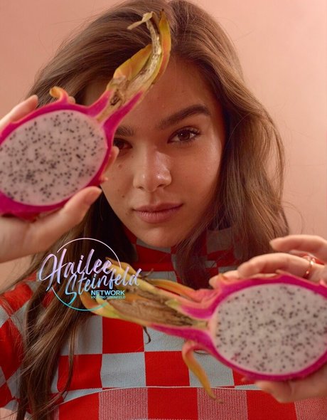 shemale sperma im mund onlyfans erwachsene perfekte foto