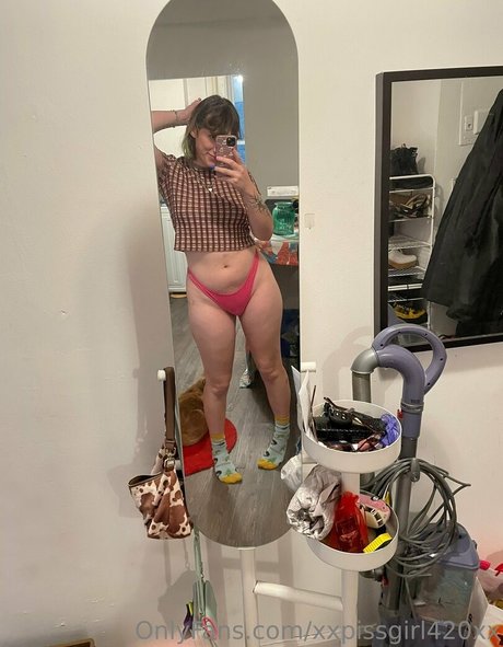 xxpissgirl420xx nackt beste archiv