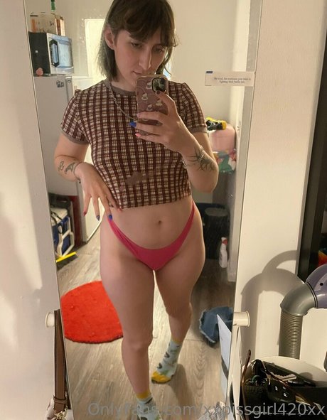 xxpissgirl420xx porno nacktheit fotos