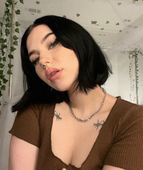 Kalei hübsche nacktheit galerien