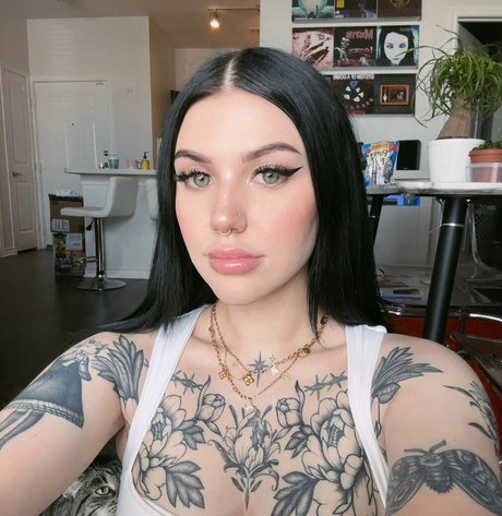 Kalei kunst sexy galerien