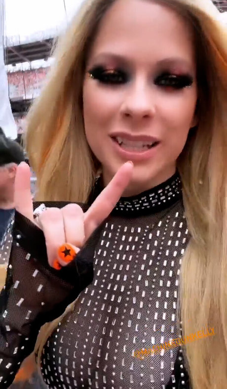 milf handjob onlyfans nackte foto