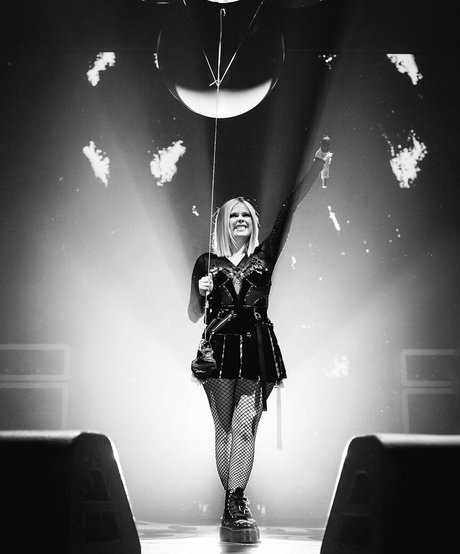 Avril Lavigne hd sex archiv