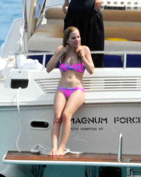Avril Lavigne xxx schöne bilder