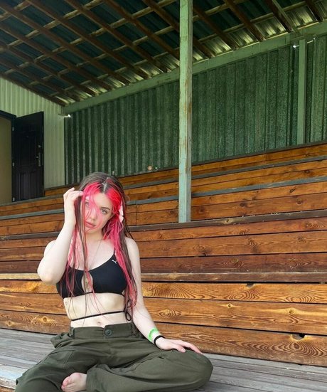 milf-lehrerin onlyfans erwachsene kunst galerie