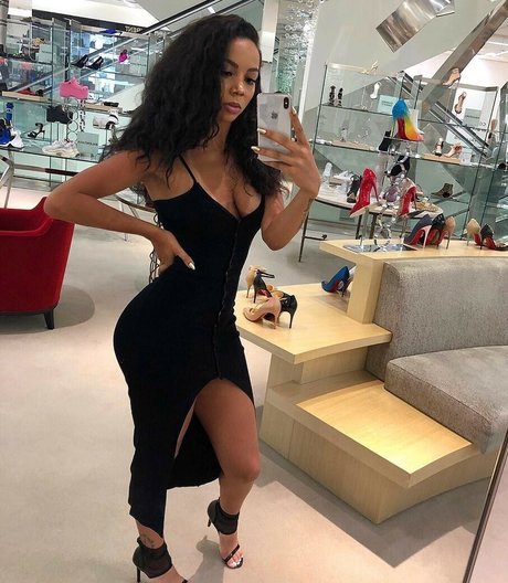 shemale fickt kerl onlyfans perfekte nacktheit bilder