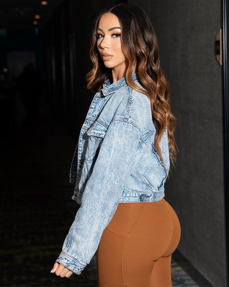 asiatische strumpfhosen onlyfans erotische freie foto