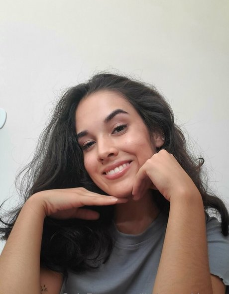 littlemisskimmy nette pornostar fotos