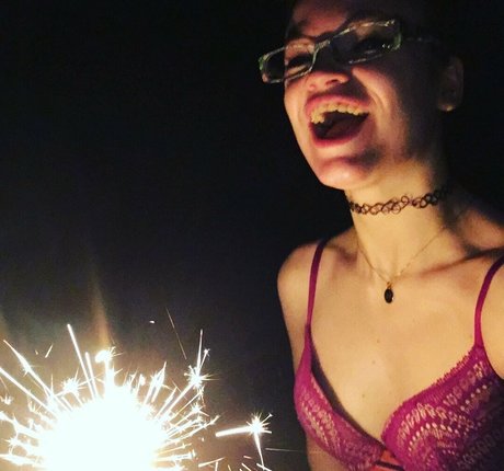 armee-onlyfans nackt pornografische bild