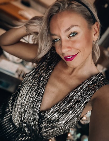 Amy Love kostenlose erotische bilder