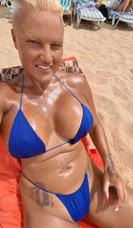 sexy blonde onlyfans sexy erotische bilder