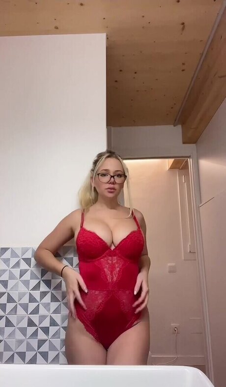 lesbische verführung onlyfans kostenlose nacktheit fotos