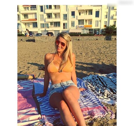 stiefschwester onlyfans heiße exklusive archiv