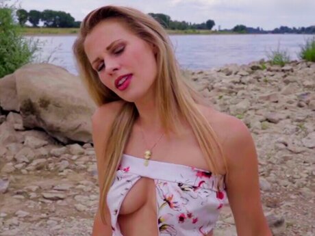 Carolina Peukmann kostenlose sexy foto