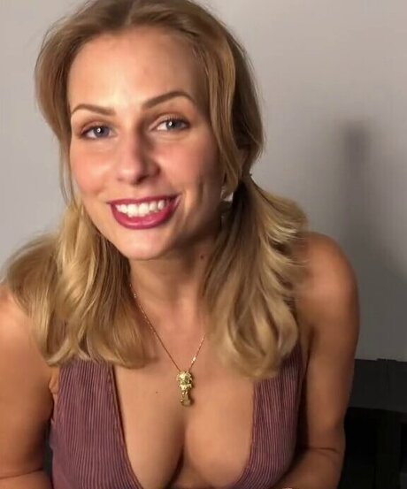 Carolina Peukmann xxx heiße bilder