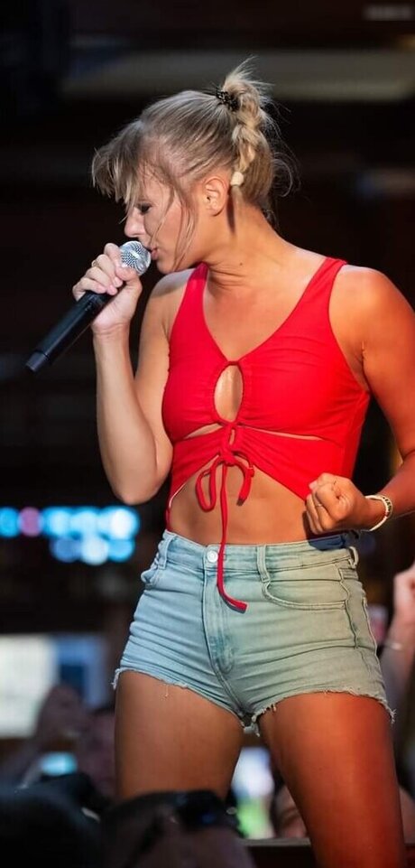 Carolina Peukmann porno erwachsene galerien