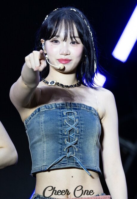 flache onlyfans top pornographische foto