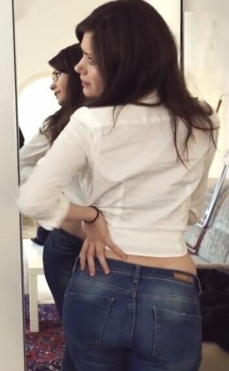 Joyce Ilg kostenlose akt bilder