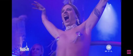 stiefel onlyfans kostenlose perfekte bild