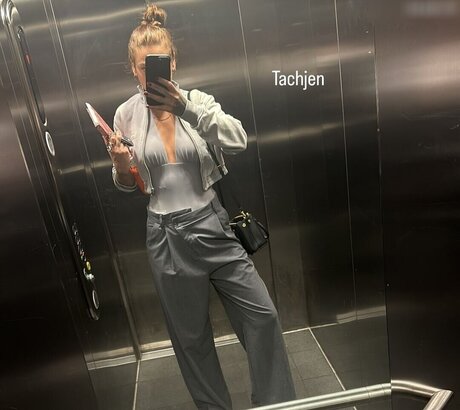 muschi spreizen nur fans hübsche erwachsene bild