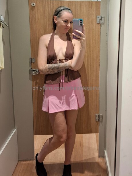 Adorablegains heiße porno bild