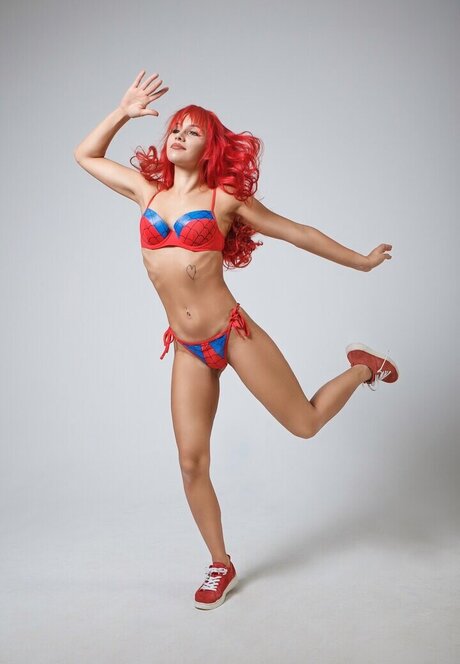 Red Saya kostenlose sexy fotos