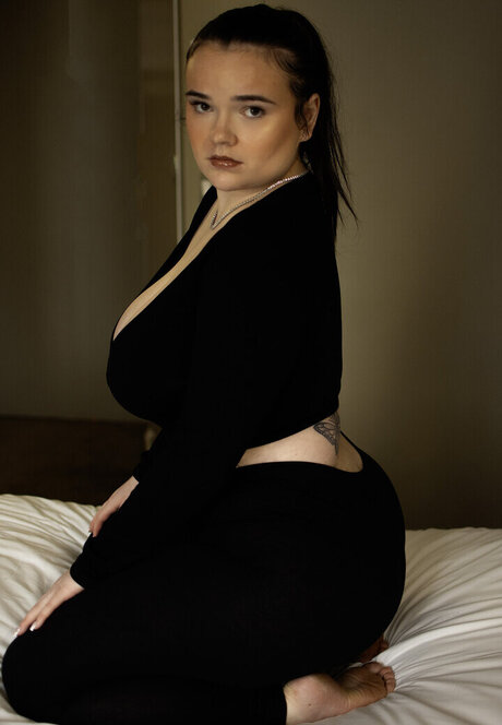 Katieexo134 nacktheit pornographische galerie