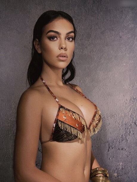 rothaarige pawg onlyfans perfekte akt bild