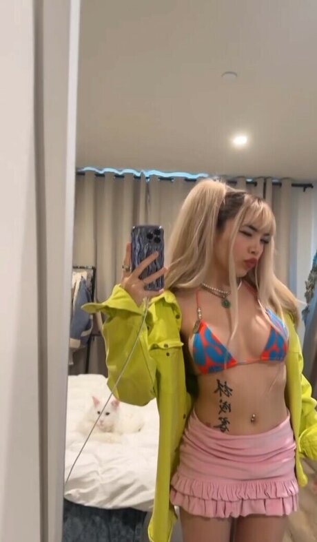 kleiner schwanz shemale onlyfans freie pornografische fotos